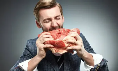 تعبیر خواب خوردن گوشت انسان زنده و مرده چیست